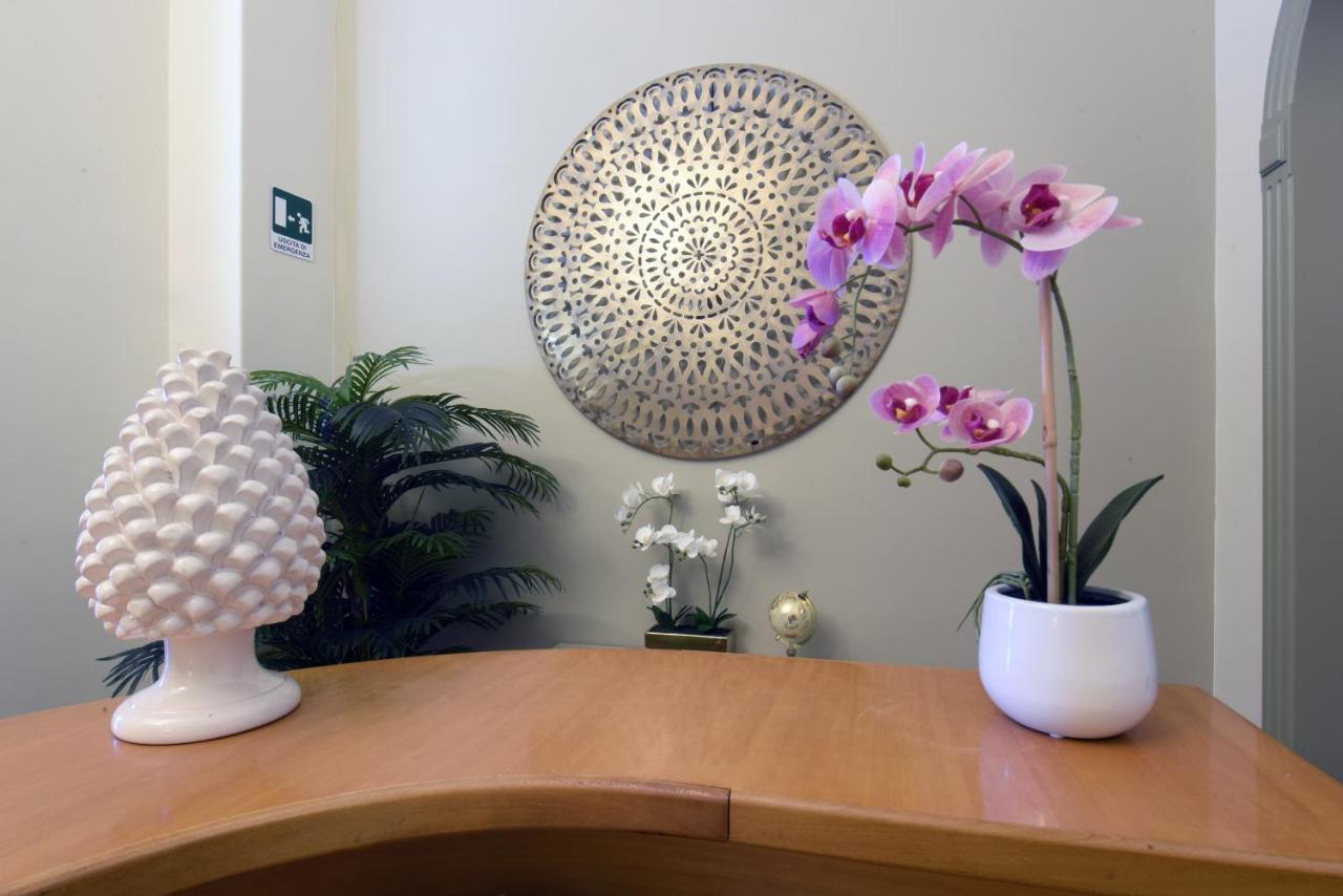 Hotel Roma 62 Palerme Extérieur photo